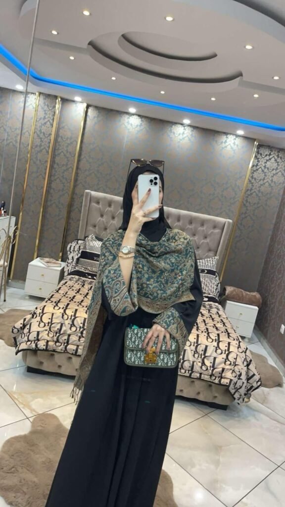 ملابس شيك لعيد الفطر: 10 أسرار للحصول على إطلالة أنيقة ومميزة 2 ملابس شيك لعيد الفطر