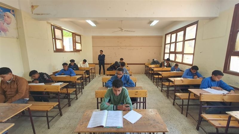 تأجيل امتحانات الجيزة رسمياً.. ترحيل اختبارات صفوف النقل لليوم إلى الإثنين 6 أبريل 3 تأجيل امتحانات الجيزة