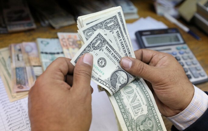 سعر الدولار اليوم الجمعة في البنوك المصرية: تحديث جديد 3 أبريل 2026 3 سعر الدولار اليوم الجمعة