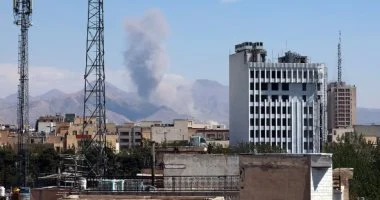 إسرائيل تستهدف طرق النقل في إيران