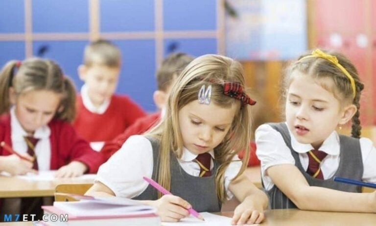 حلم المدرسة في المنام: ماذا يعني لعقلك الباطن؟