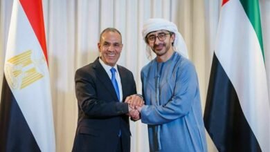 وزير الخارجية يزور الإمارات وينقل رسالة تضامن من مصر إلى نظيره الإماراتي 15 مارس 9 وزير الخارجية