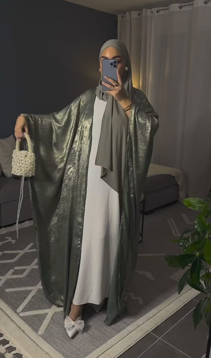 أزياء محجبات واسعه