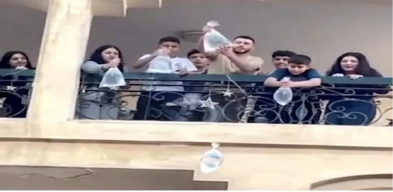 فيديو واقعة أكياس المياه على المصلين في صلاة العيد يثير غضباً واسعاً.. ما القصة؟ 7 واقعة أكياس المياه على المصلين