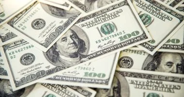 ثبات سعر الدولار اليوم الأحد 15 مارس 2026 في البنوك المصرية 4 سعر الدولار اليوم