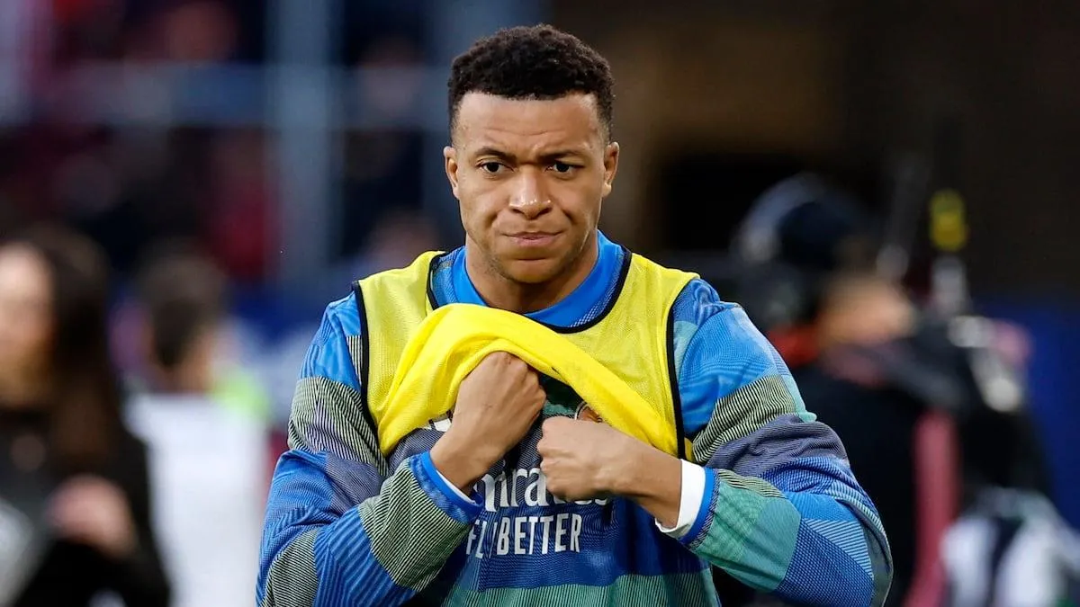 عودة مبابي لمعسكر منتخب فرنسا.. كواليس تعافي "الفتى الذهبي" 2026 1 عودة مبابي لمعسكر منتخب فرنسا.. كواليس تعافي "الفتى الذهبي" 2026