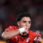 النجم المصري عمر مرموش في تدريبات منتخب مصر الأول لكرة القدم