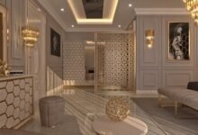 دمج النباتات الطبيعية والجدران الحية في ديكور المنزل وفق اتجاهات التصميم الداخلي 2026.