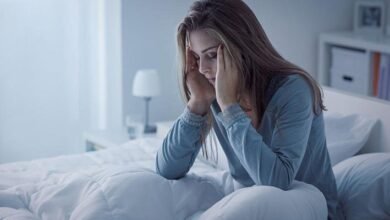 كيف تتأثر وظائف المخ بقلة النوم: 5 مخاطر وكيفية علاجها 2 كيف تتأثر وظائف المخ بقلة النوم.