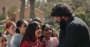 أحمد العوضى فى دار الأيتام