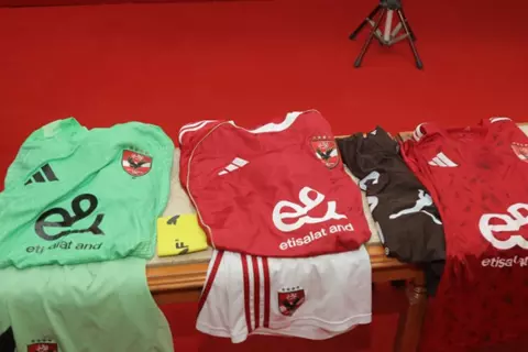 توروب يعلن قائمة الأهلي لمواجهة الترجي التونسي.. مفاجآت في الأسماء واستبعاد نجوم 2 ت2026 3 20 17 43