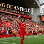 محمد صلاح بقميص ليفربول في ملعب الأنفيلد يوضح اقتراب موعد عودة محمد صلاح للمباريات