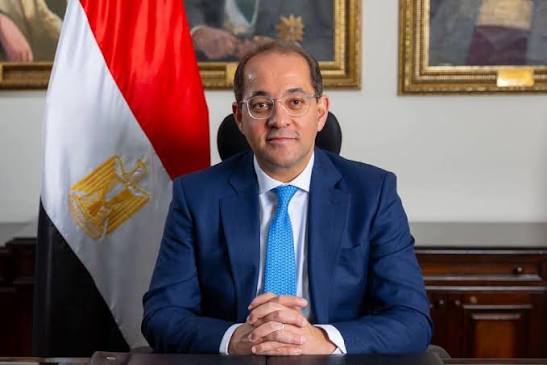 صرف مستحقات المصدرين